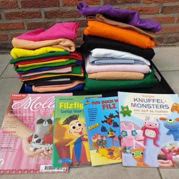 Vilt lappen + Boeken voor creatieve projecten beschikbaar voor biedingen