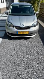 Skoda Citigo 1.0 60pk Greentech 2018 Grijs, Auto's, Voorwielaandrijving, Stof, 4 stoelen, Origineel Nederlands