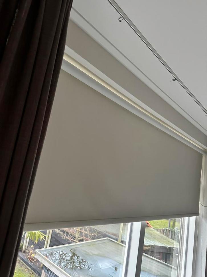 Rolgordijnen, Huis en Inrichting, Stoffering | Gordijnen en Lamellen, Zo goed als nieuw, 150 tot 200 cm, 200 cm of meer, Ophalen of Verzenden