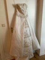 Prachtige klassieke bruidsjapon van Yours Truly, Ophalen of Verzenden, Gedragen, Zwart, Accessoires