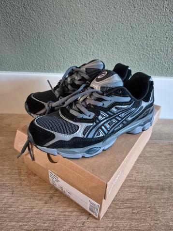 Asics Gel NYC Zwart/Grijs - Maat 38 beschikbaar voor biedingen
