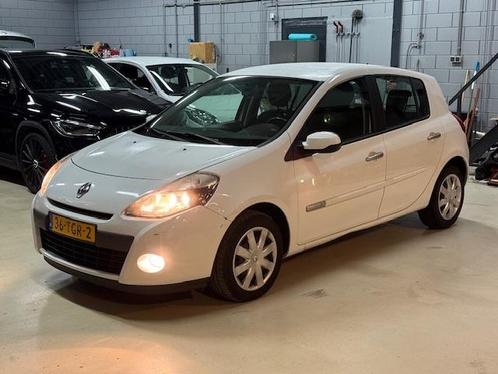 Renault Clio 1.5 dCi 88PK Airco 5 Deurs, Auto's, Renault, Bedrijf, Clio, ABS, Airbags, Airconditioning, Boordcomputer, Cruise Control