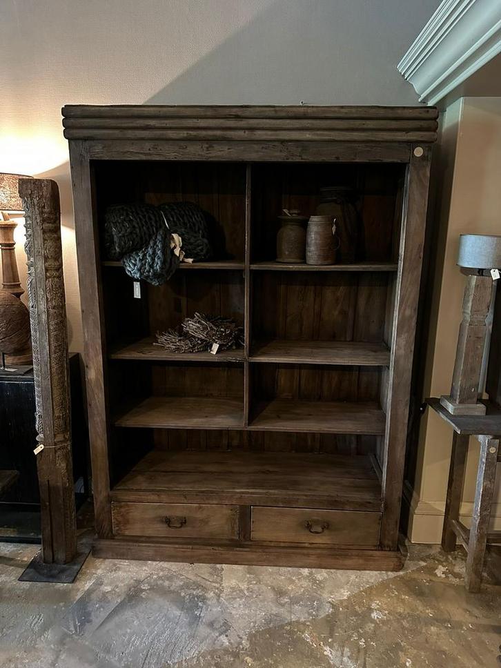 Veel oude unieke kasten landelijke stijl stoere decoratie, Huis en Inrichting, Kasten | Dressoirs, Ophalen of Verzenden