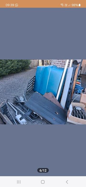 Lot oldtimer Ford Taunus Capri onderdelen  beschikbaar voor biedingen