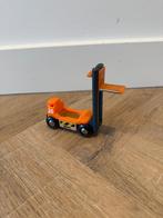 Heel goed oranje Brio houten trein heftruck 33573 zonder dak, Ophalen of Verzenden, Zo goed als nieuw
