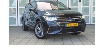 Volkswagen Tiguan 1.5 TSI 150pk R-Line 2023 Zwart beschikbaar voor biedingen