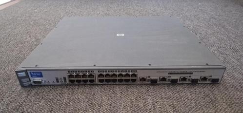 7 x HP Procurve Switch 2824 (J4903A) en 1 x HP 2848 (j4904A), Computers en Software, Netwerk switches, Zo goed als nieuw, Ophalen