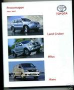 Toyota Land Cruiser, Hilux en Hilace persmap uit 2007, Boeken, Auto's | Folders en Tijdschriften, Ophalen of Verzenden, Toyota