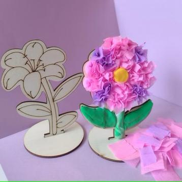 Houten bloemen decoreren beschikbaar voor biedingen