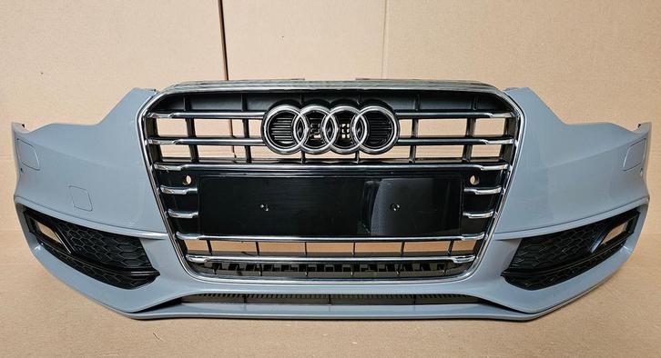 Voorbumper Audi A5 8T S-Line Facelift  8T0807437AM COMPLEET, Auto-onderdelen, Carrosserie en Plaatwerk, Bumper, Voor, Gebruikt