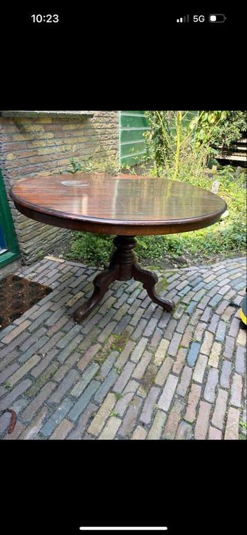 Antieke Ronde Tafel - Prachtstuk! beschikbaar voor biedingen