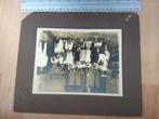 groepsfoto jeugd in huis batavia nederlands indie rond 1925, Verzamelen, Ophalen, Gebruikt, Foto, Buitenland