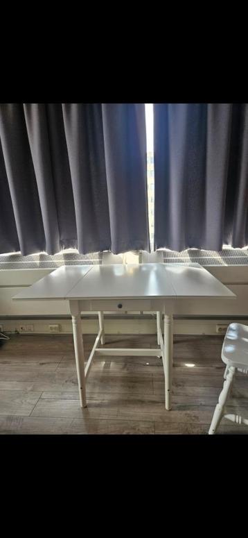 Ikea Ingatorp wit uitklapbaar tafeltje beschikbaar voor biedingen