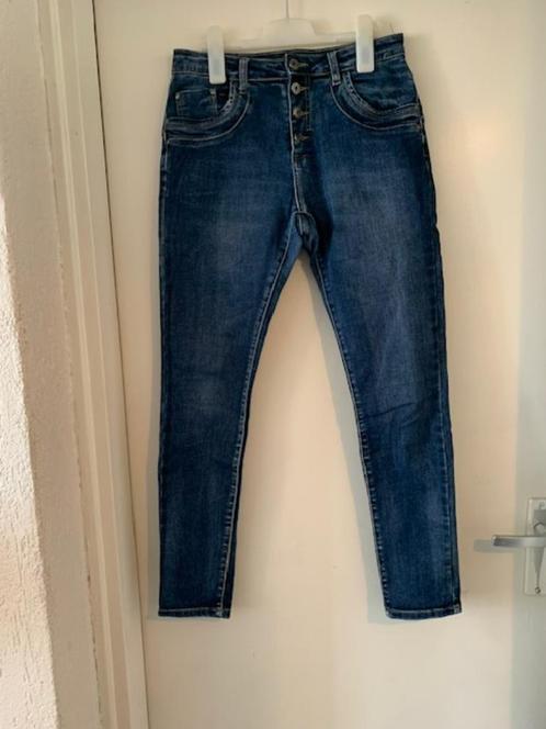 Blauwe spijkerbroek van place du jour. Maat S, Kleding | Dames, Spijkerbroeken en Jeans, Zo goed als nieuw, Overige jeansmaten