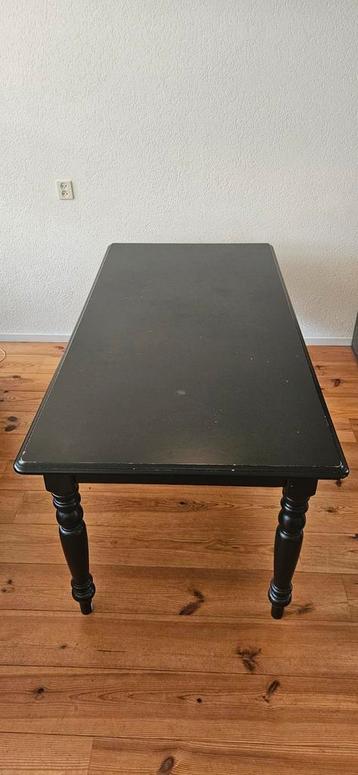 Tafel, zo snel mogelijk ophalen!  beschikbaar voor biedingen