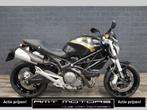 DUCATI M 696 (bj 2010) M696 Gold-Edition mat zwart, 2 cilinders, Bedrijf, Meer dan 35 kW, 696 cc