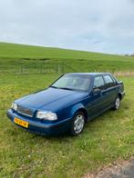 Volvo 460 1.8 I AUT 1996 Blauw, Auto's, Volvo, Origineel Nederlands, Te koop, Benzine, Stof