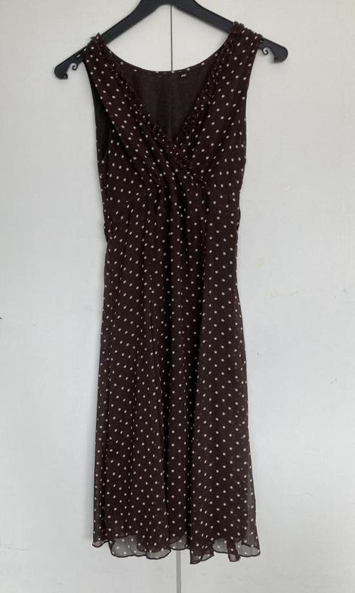 Maat: XS / Bruin jurkje met witte stippen - polkadots, Kleding | Dames, Jurken, Gedragen, Maat 34 (XS) of kleiner, Bruin, Knielengte