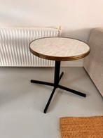 Stevig bistrotafeltje, Gebruikt, Metaal of Aluminium, Rond, 55 tot 75 cm