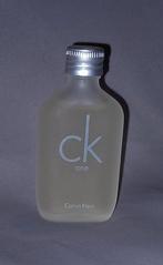 Mooie parfum mini Calvin klein Ck one, Ophalen of Verzenden, Zo goed als nieuw, Miniatuur, Gevuld