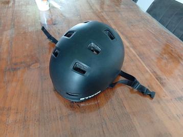 Helm kind voor mountainbike fiets BMX step skateboard  beschikbaar voor biedingen