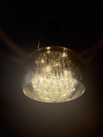 Moderne Glazen Kroonluchter beschikbaar voor biedingen