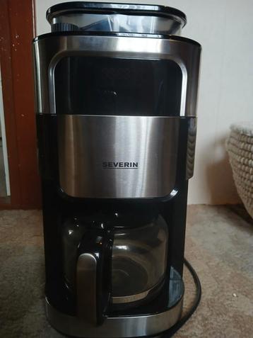 Serverin koffiemachine  beschikbaar voor biedingen