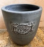 Bloempot grijs, met opschrift Living diameter 20 cm, Tuin en Terras, Bloempotten, Rond, Zo goed als nieuw, Aardewerk, Tuin