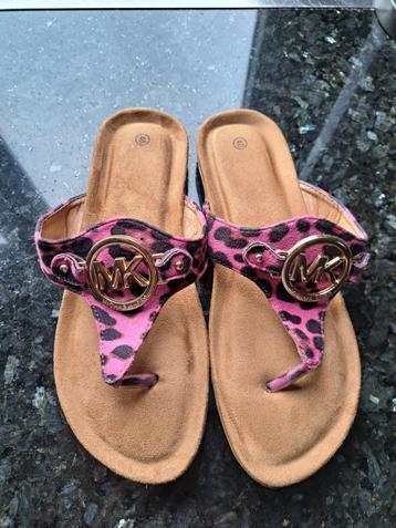 Michael Kors slippers  beschikbaar voor biedingen