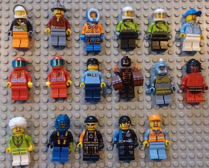 ( 1) Allerlei city minifigures Lego, Kinderen en Baby's, Speelgoed | Duplo en Lego, Zo goed als nieuw, Lego, Complete set, Ophalen of Verzenden