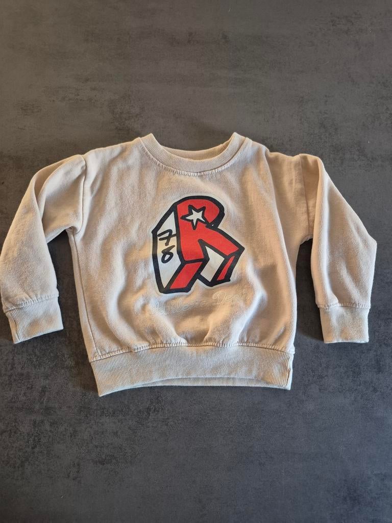 Zeeman Trui beige rood letter R 98 104 zacht, Zeeman, Trui of Vest, Nieuw, Ophalen of Verzenden