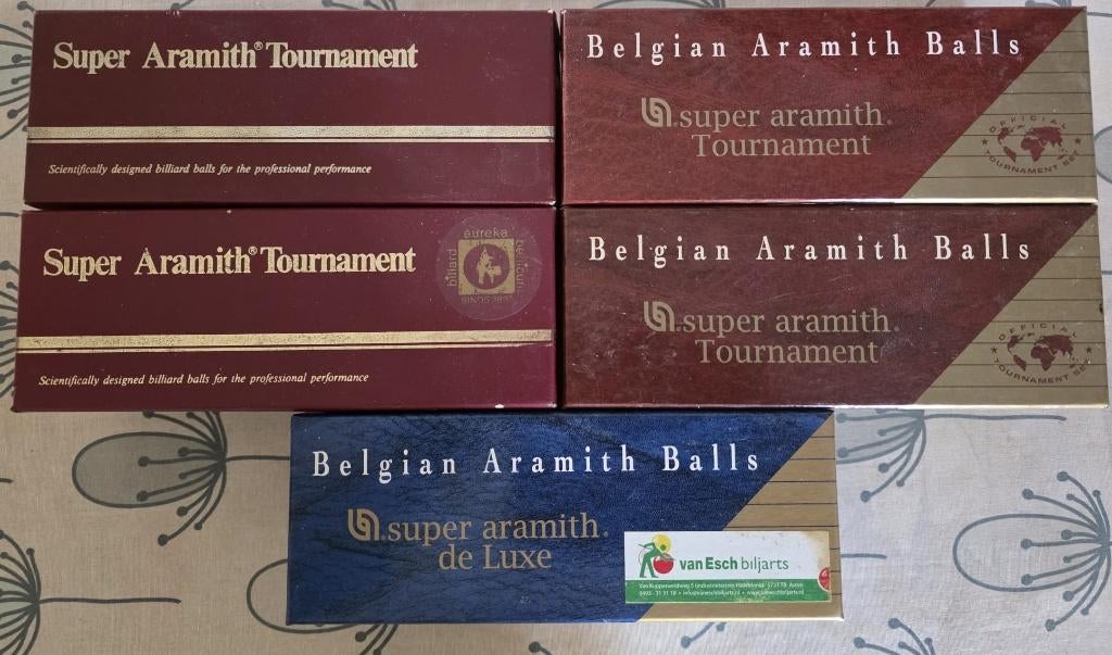 5 OFFICIELE WEDSTRIJDSETS BILJARTBALLEN, Ophalen, Zo goed als nieuw, Keu of Ballen