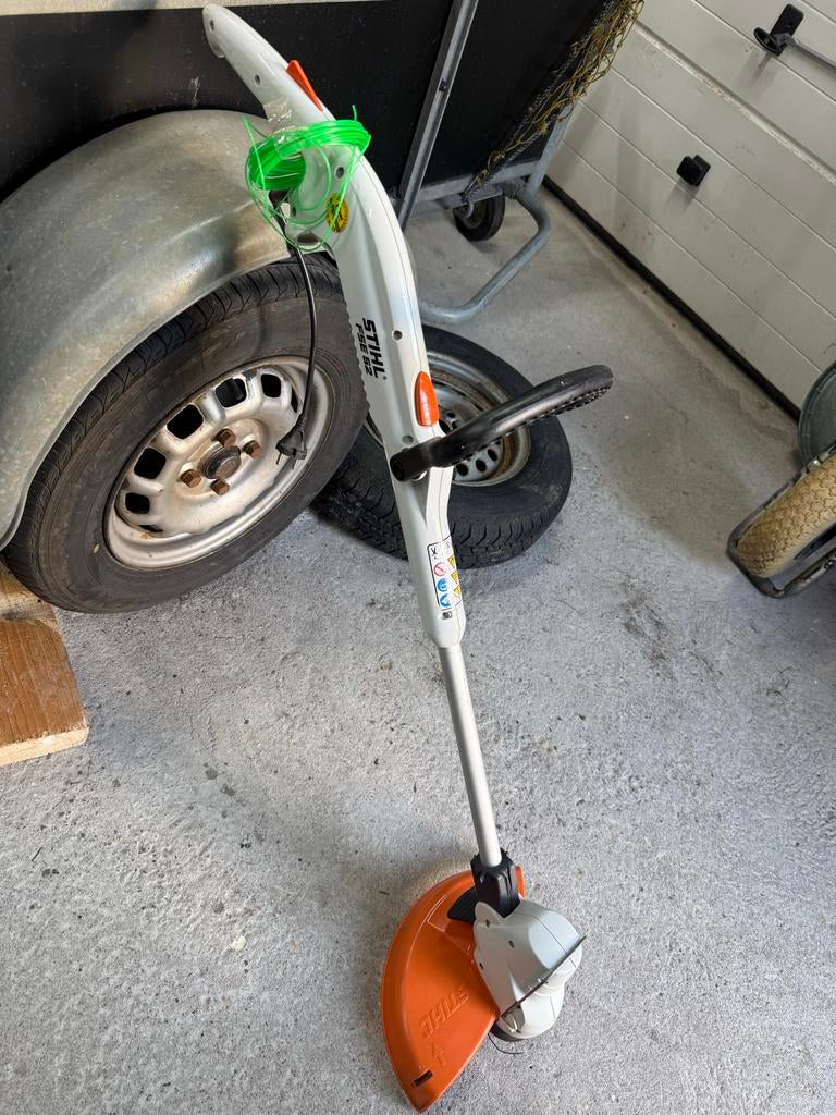 Stihl FSE 52 Elektrische Grastrimmer - Zo goed als nieuw, Ophalen of Verzenden, Zo goed als nieuw, 30 tot 50 cm, Elektrisch