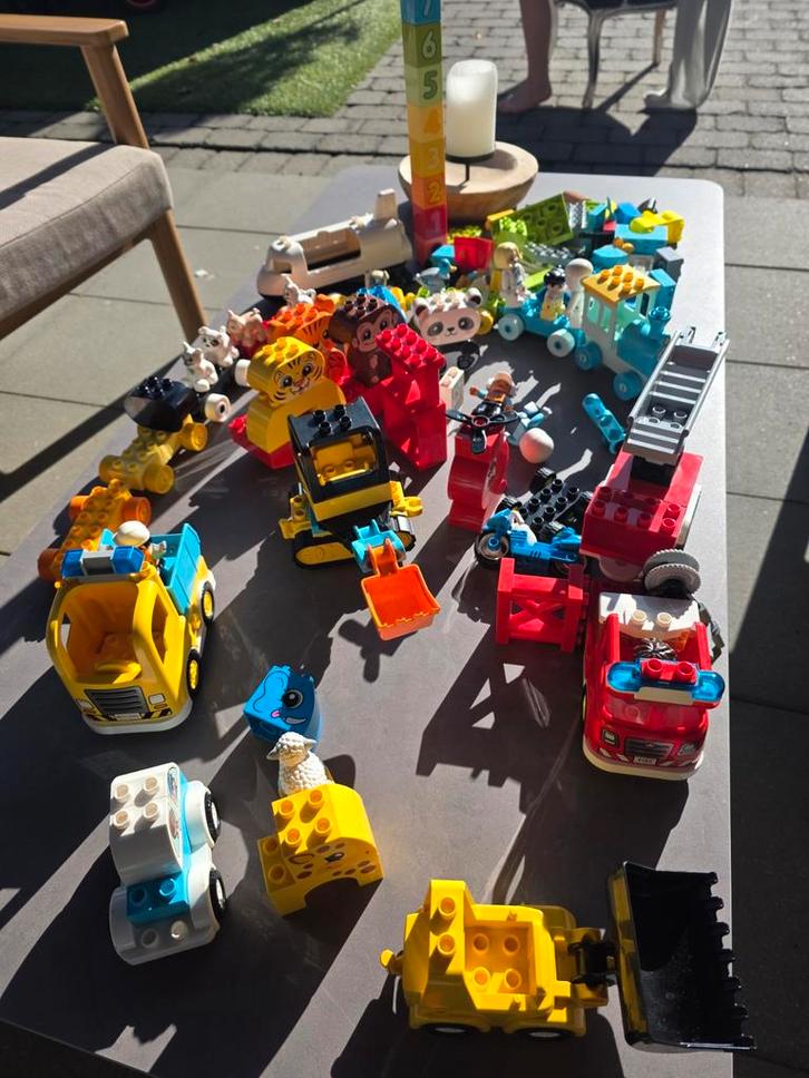 Duplo speelgoed met voertuigen en figuren, Kinderen en Baby's, Speelgoed | Duplo en Lego, Ophalen