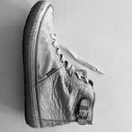 Te koop: leren sneakers, Wolky, zilver, maat 38, Kleding | Dames, Ophalen of Verzenden, Zo goed als nieuw, Overige kleuren, Sneakers of Gympen