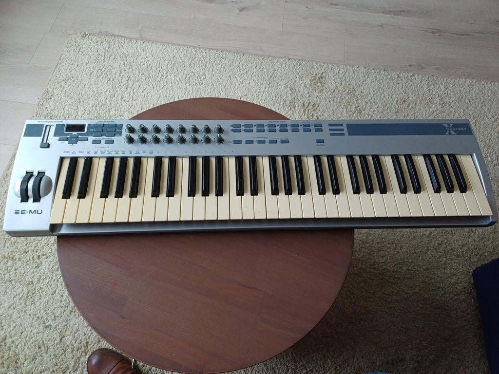 E-MU Xboard 61 midi keyboard, Overige merken, Midi-aansluiting, Ophalen of Verzenden, 61 toetsen
