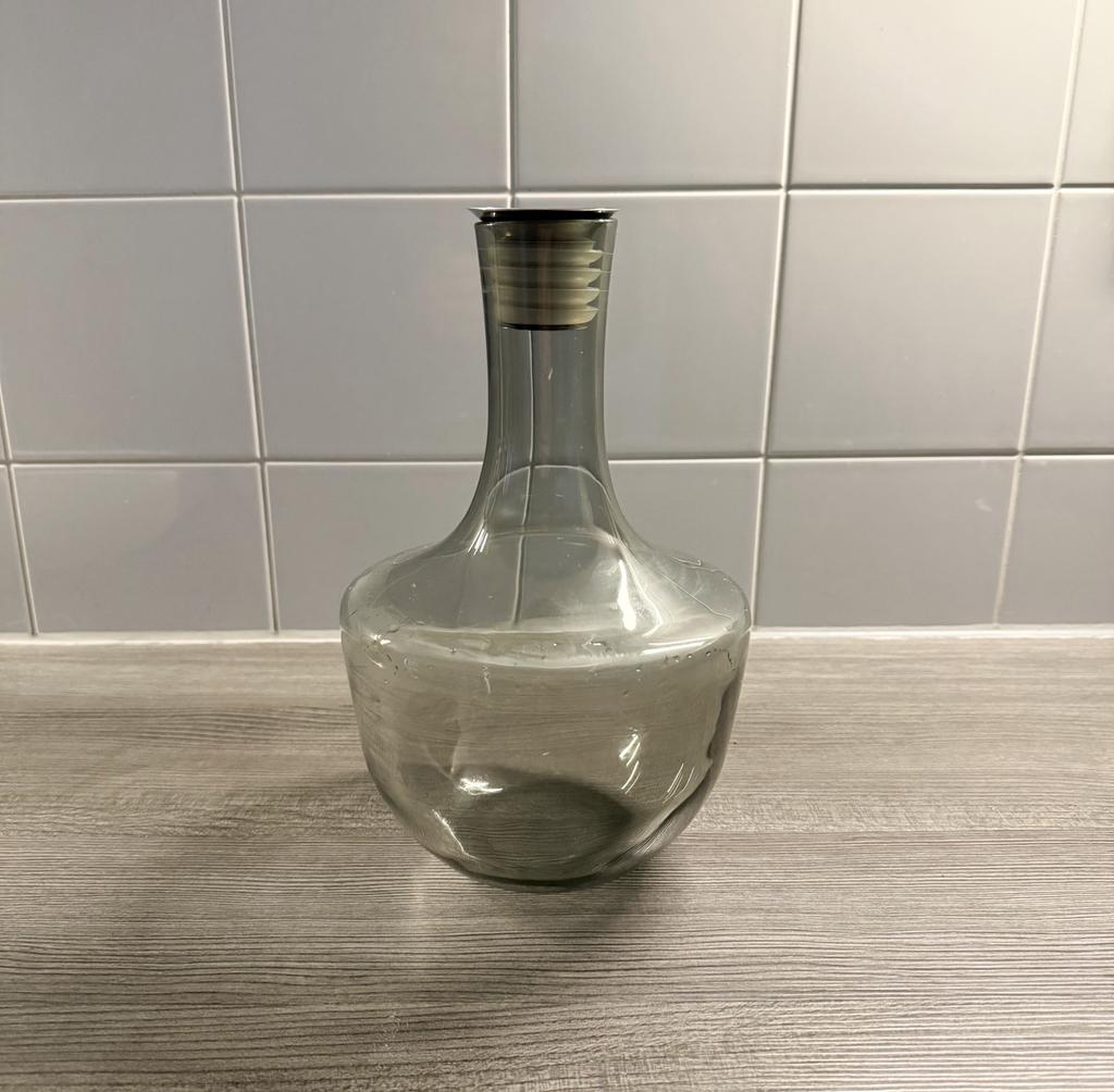 IKEA HAMTA rookglas karaf 1L – design waterkaraf, Ophalen, Overige kleuren, Minder dan 50 cm, Glas