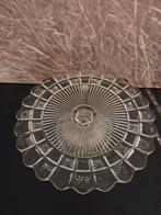 Vintage glazen taartschaal of cakeschaal op voet, Ophalen of Verzenden