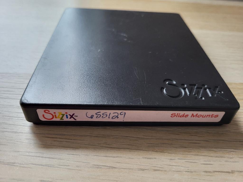 Sizzix Bigz Die Slide Mounts #655129, Hobby en Vrije tijd, Scrapbooking, Verzenden, Nieuw, Frame of Mal, Sizzix