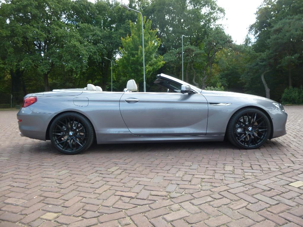 BMW 650I Cabrio 4.4 300KW nieuwstaat 2e eigenaar NL auto, Achterwielaandrijving, Cabriolet, 120 €/maand, 1915 kg