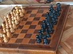 Fraai oud schaakspel, bord is tevens koffer, Ophalen of Verzenden
