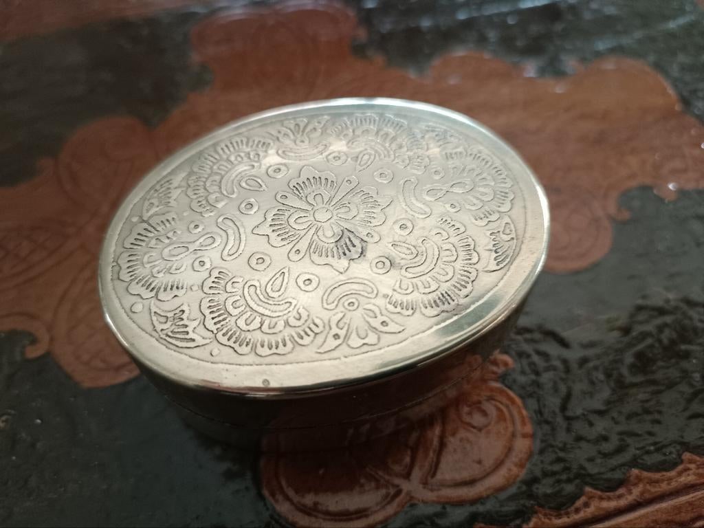 Antiek Verzilverd Snuisterijdoosje (EPNS) – Flora, Ophalen of Verzenden