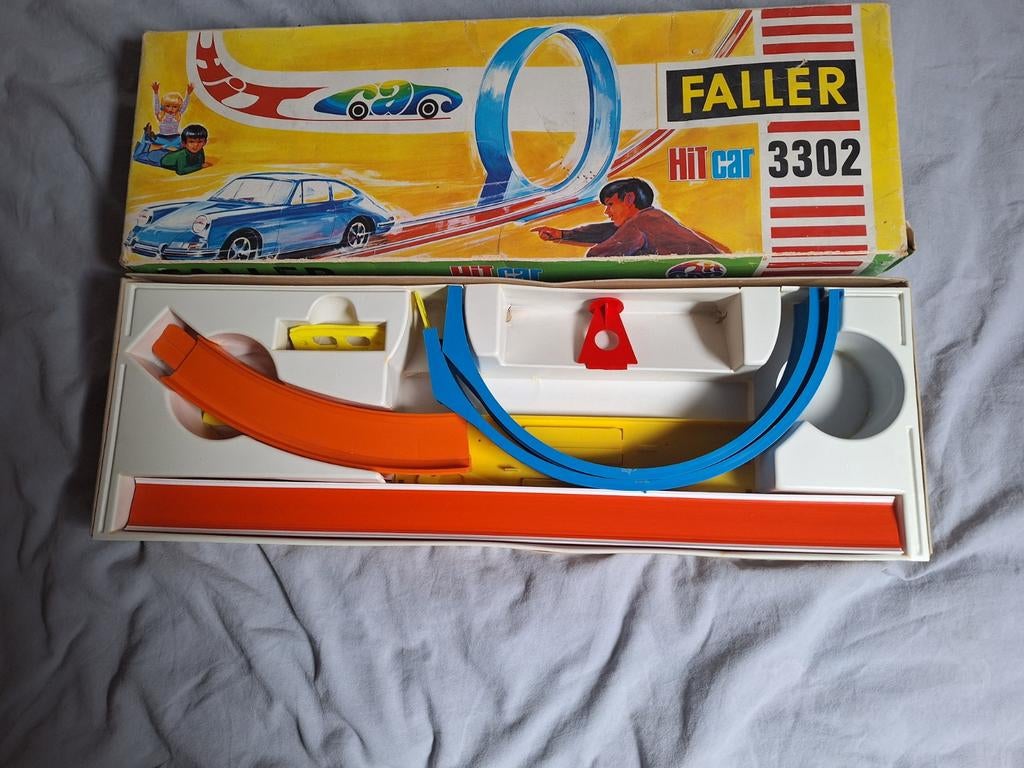 Vintage Faller Hit Car 3302 Racebaan met Looping, Kinderen en Baby's, Speelgoed | Racebanen, Overige merken, Ophalen of Verzenden
