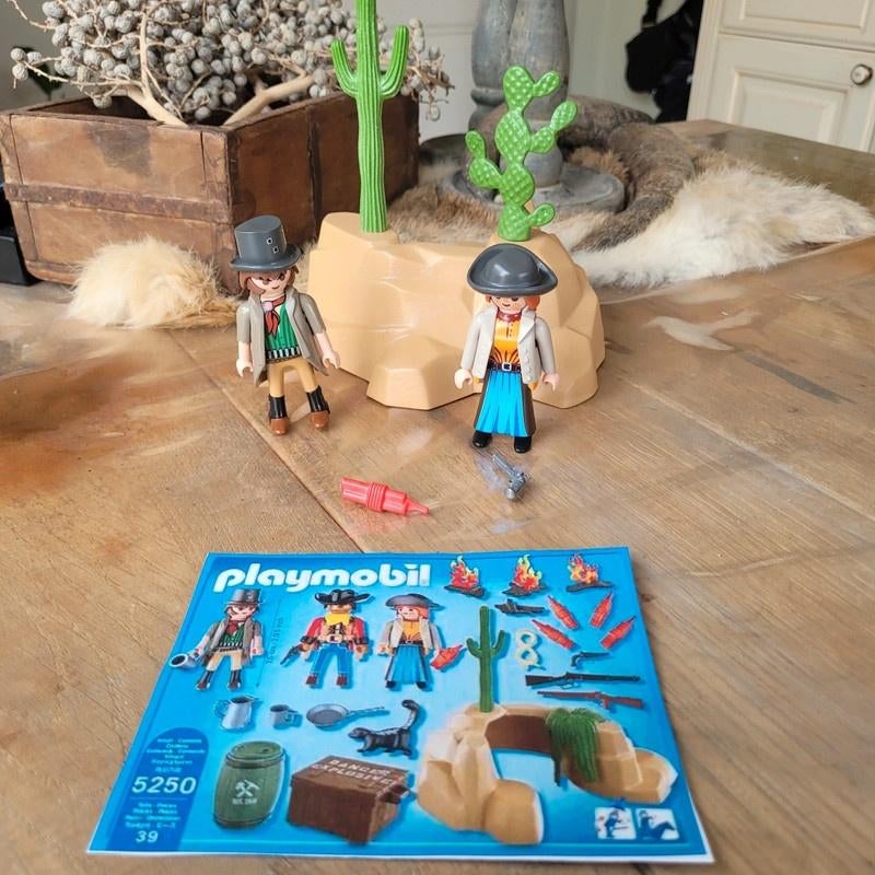 playmobil 5250 bandieten met schuilplaats, Kinderen en Baby's, Speelgoed | Playmobil, Ophalen of Verzenden, Zo goed als nieuw