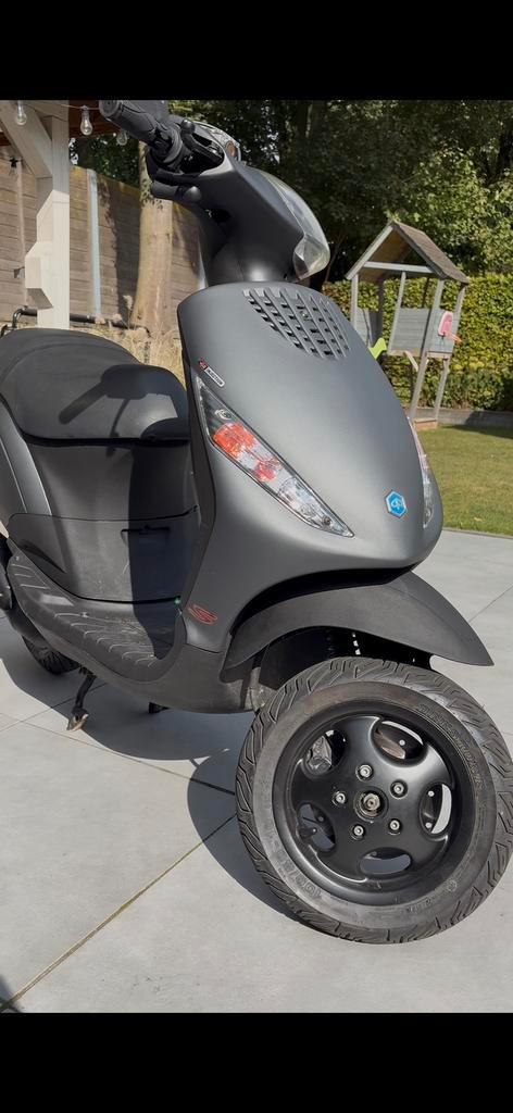 Zip 2t 70cc (nieuw) 2003, spvork, 98 velgen, Fietsen en Brommers, Brommeronderdelen | Scooters, Zo goed als nieuw, Piaggio, Ophalen of Verzenden