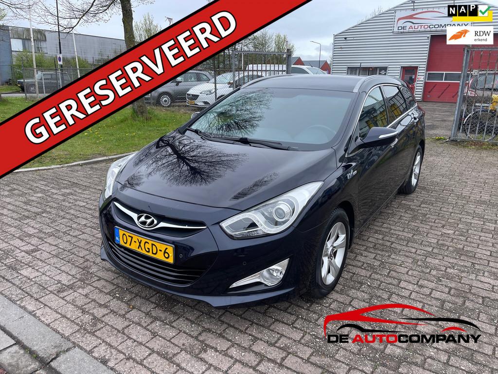 Hyundai I40 Wagon 1.6 GDI Blue Business Edition 2e Eigenaar, Euro 5, Gebruikt, 4 cilinders, Blauw