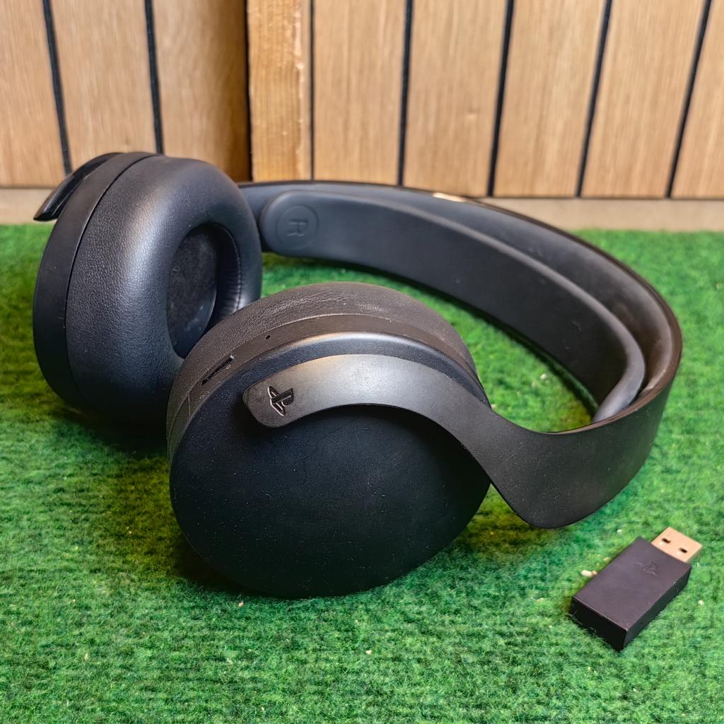 Sony Playstation Pulse 3D Headset - In Nette Staat, Sony, Zo goed als nieuw, Support@sony.com, 1-7-1 Konan, Minato-ku
Tokyo 108-0075
Japan