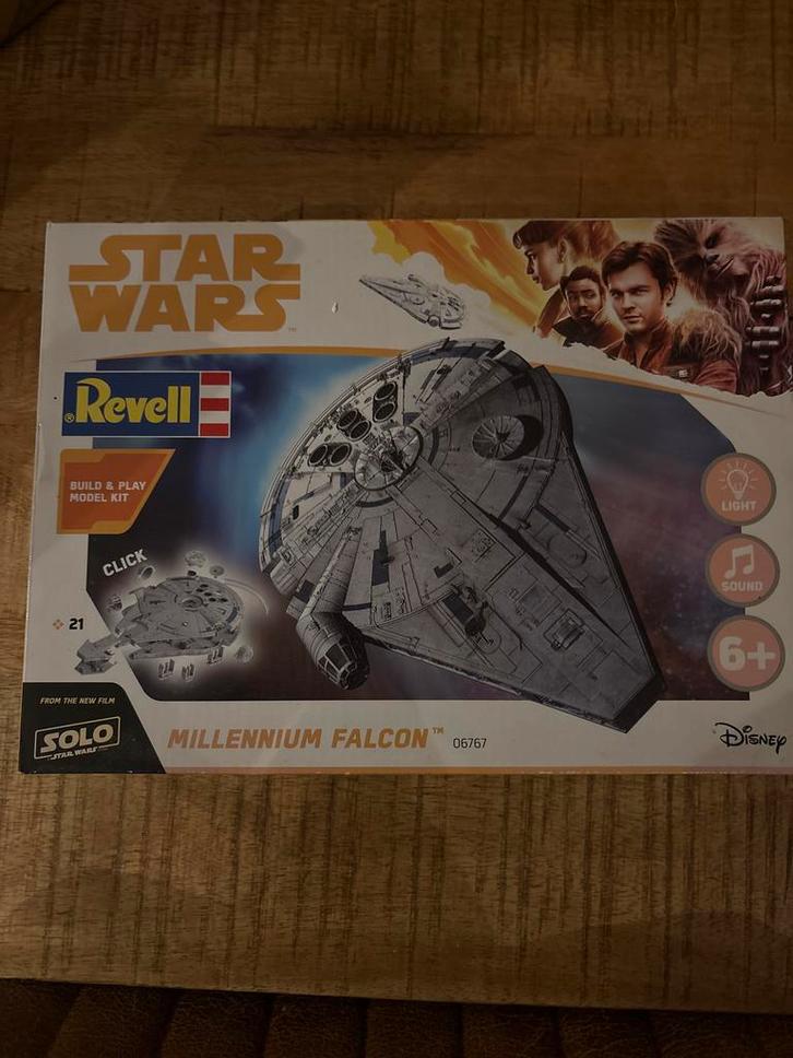 Revell Star Wars Millennium Falcon Bouwpakket, Hobby en Vrije tijd, Modelbouw | Auto's en Voertuigen, Nieuw, Overige typen, Groter dan 1:32