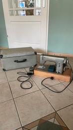 Vintage naaimachine Regina, Ophalen