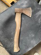 Hand bijl met houten steel, Ophalen, Gebruikt